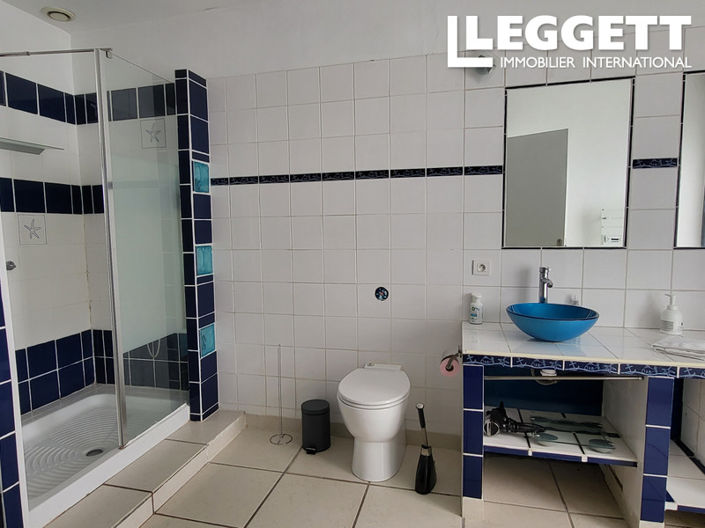 Image No.5-6 Bed House for sale