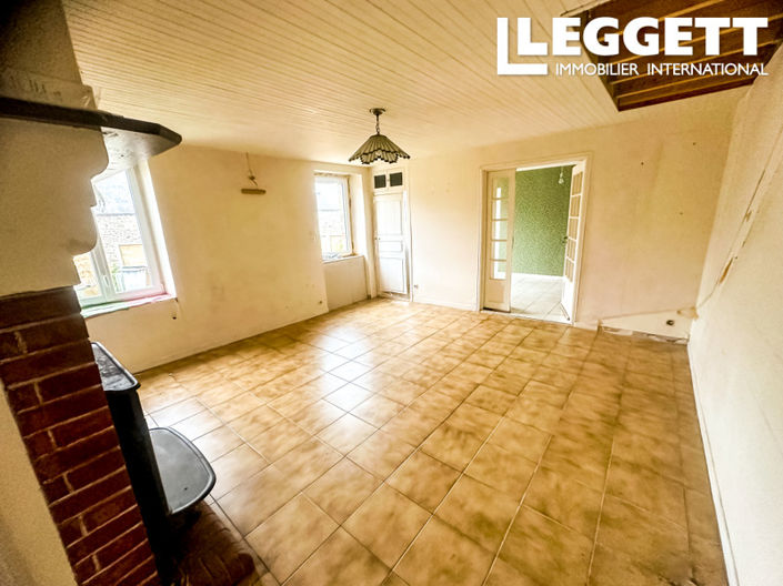 Image No.8-3 Bed House for sale