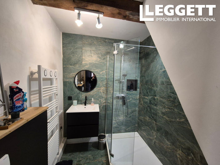 Image No.8-4 Bed House for sale