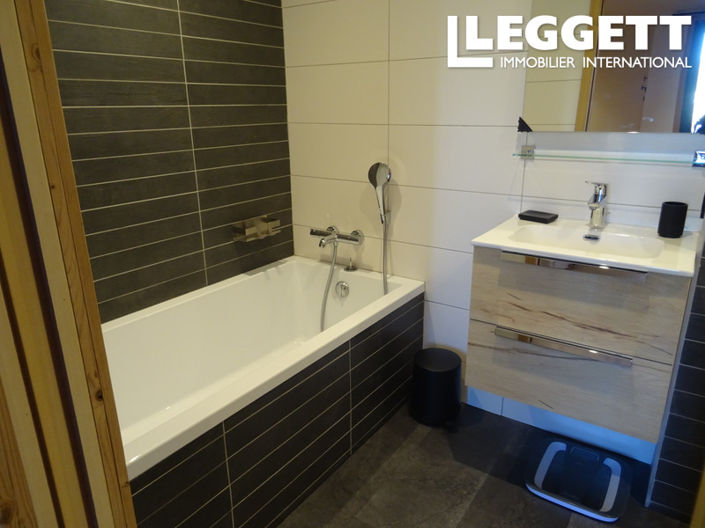 Image No.7-3 Bed Apartment for sale