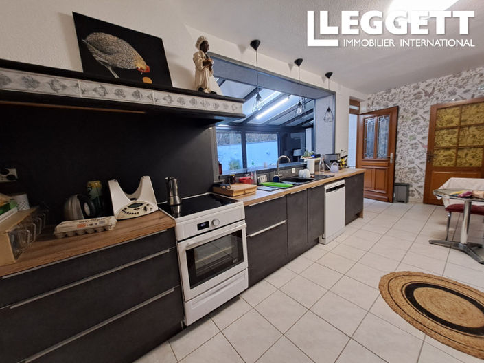 Image No.4-5 Bed House for sale