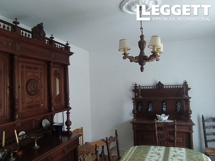 Image No.10-6 Bed House for sale