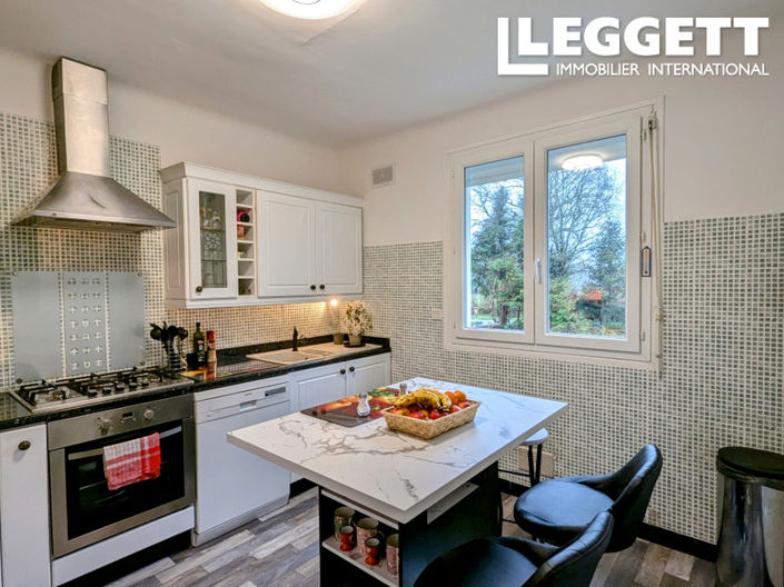 Image No.2-3 Bed House for sale