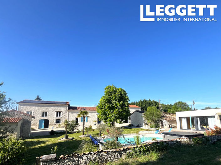 Image No.2-5 Bed House for sale