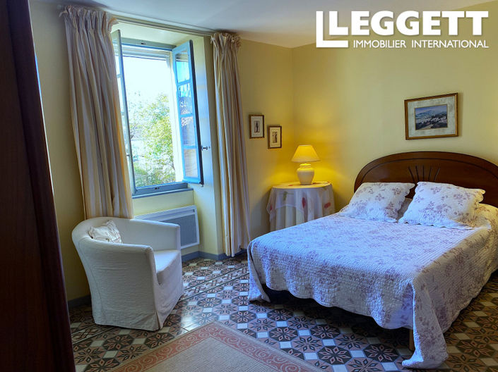 Image No.5-3 Bed House for sale