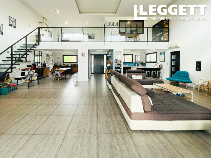 Image No.4-4 Bed House for sale