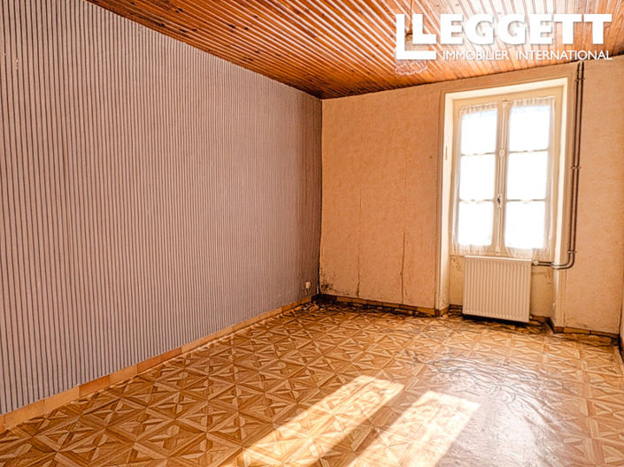 Image No.7-2 Bed House for sale