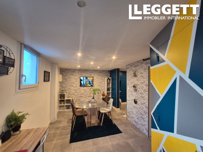 Image No.6-4 Bed House for sale