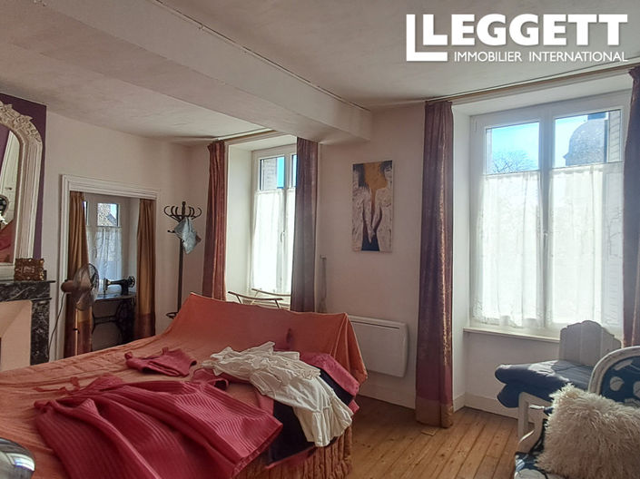 Image No.5-4 Bed House for sale