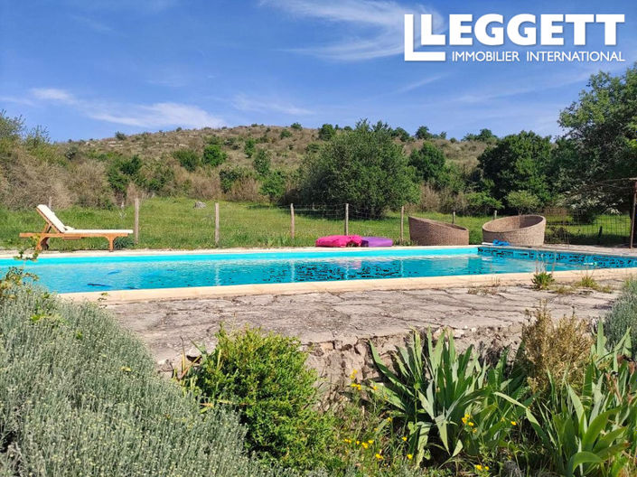 Image No.2-4 Bed House for sale