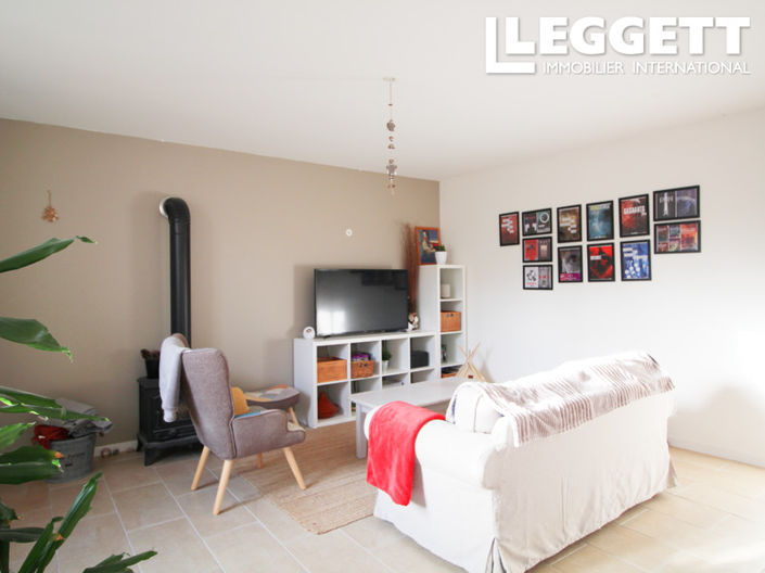 Image No.4-6 Bed House for sale