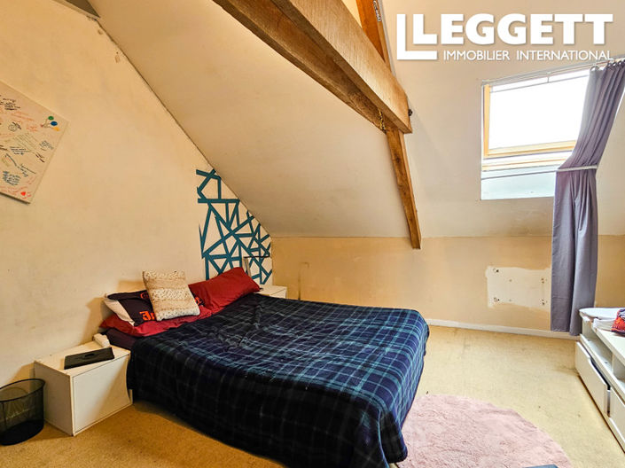 Image No.10-7 Bed House for sale