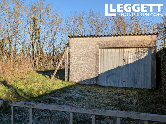 Image No.8-1 Bed House for sale