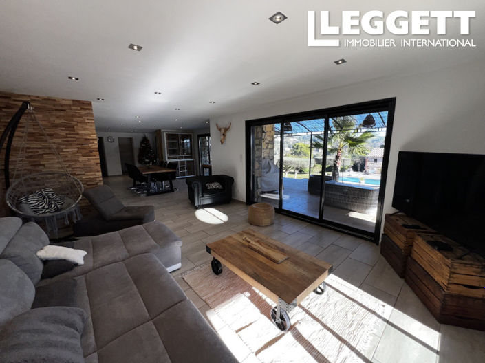 Image No.5-Maison de 5 chambres à vendre à Cotignac