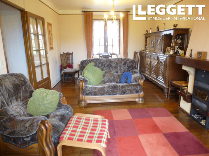 Image No.10-4 Bed House for sale