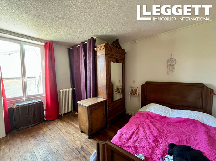 Image No.5-3 Bed House for sale