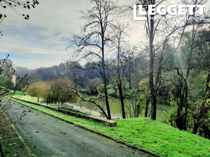 Image No.4-2 Bed House for sale