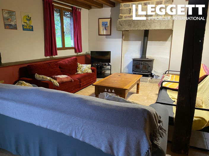 Image No.7-6 Bed House for sale