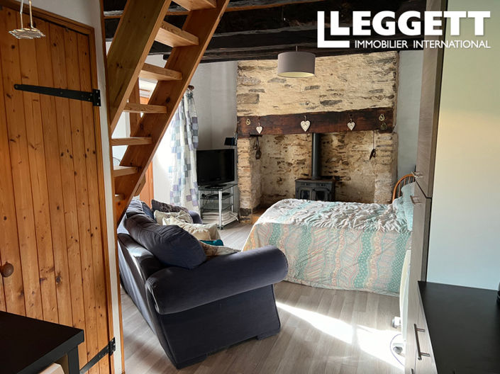 Image No.10-4 Bed House for sale