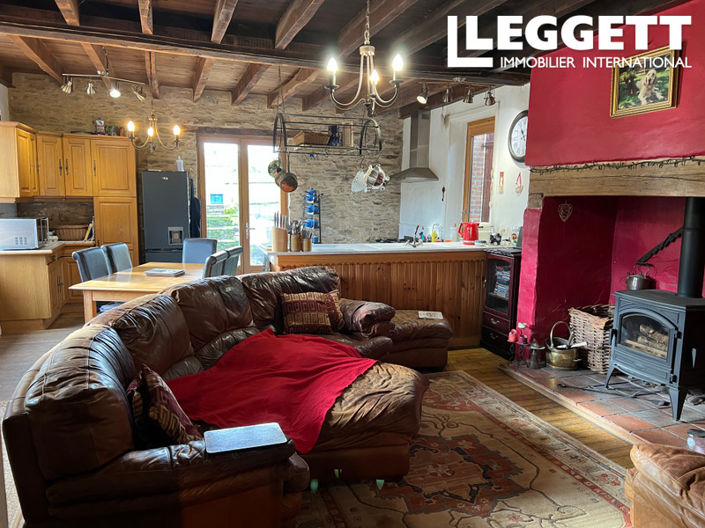 Image No.6-4 Bed House for sale