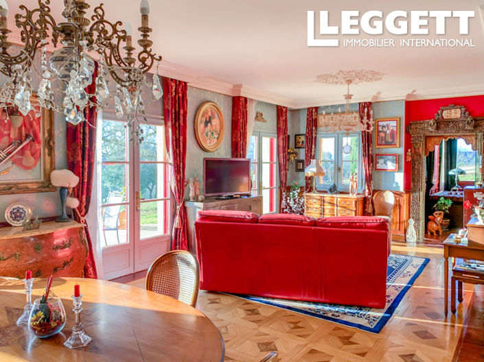 Image No.6-6 Bed House for sale