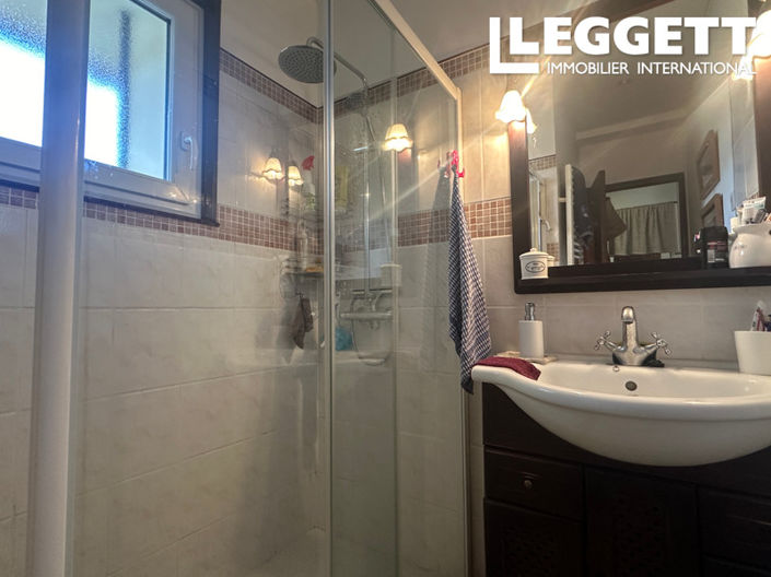 Image No.7-3 Bed House for sale