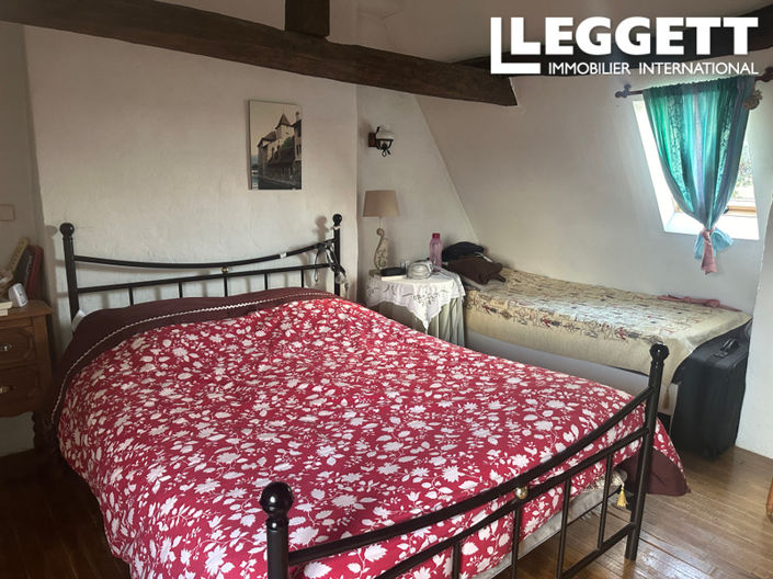 Image No.9-3 Bed House for sale