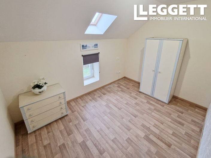 Image No.9-2 Bed House for sale