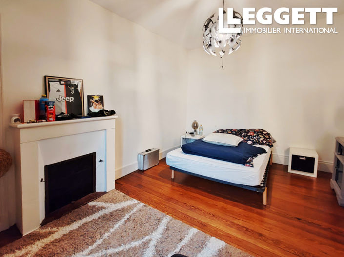 Image No.6-4 Bed House for sale