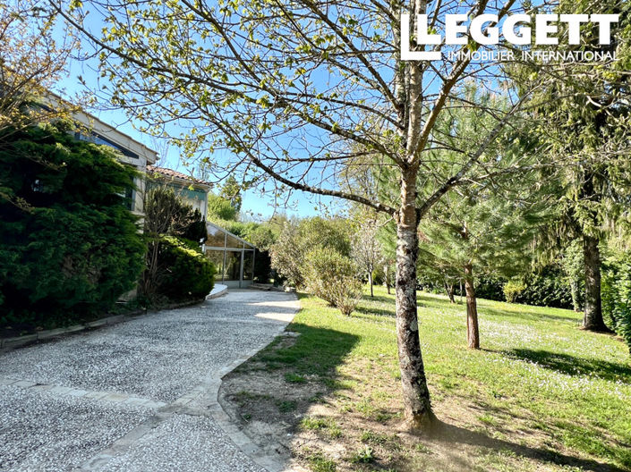 Image No.4-4 Bed House for sale