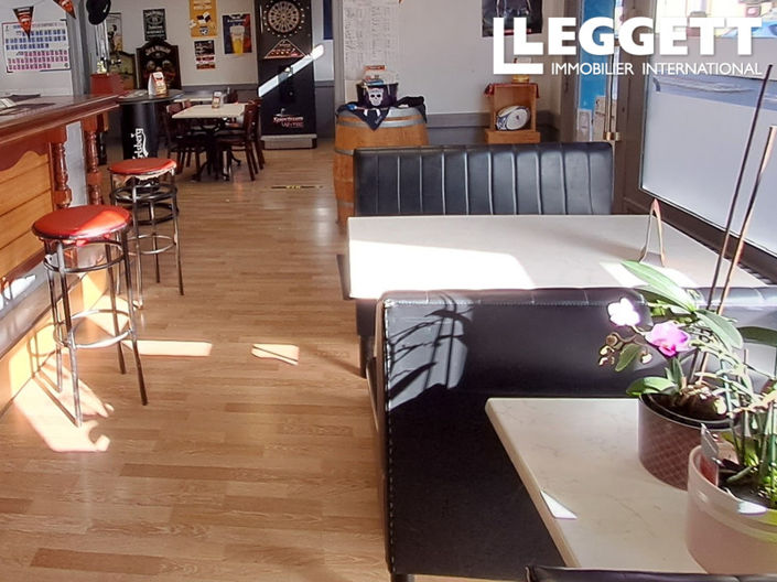 Image No.7-3 Bed Commercial for sale