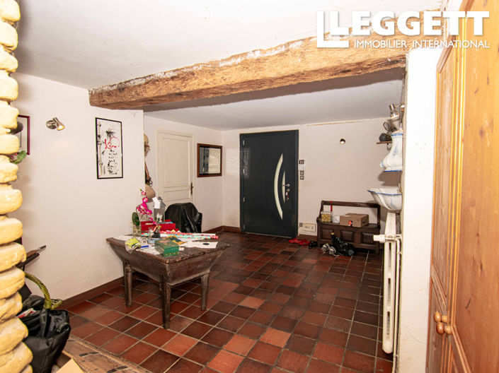 Image No.2-5 Bed House for sale