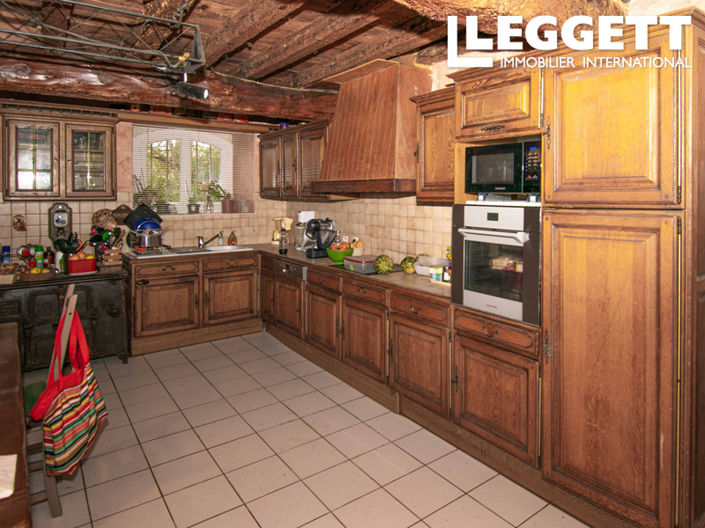 Image No.3-5 Bed House for sale