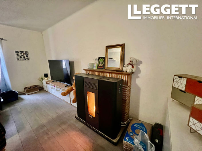 Image No.4-2 Bed House for sale