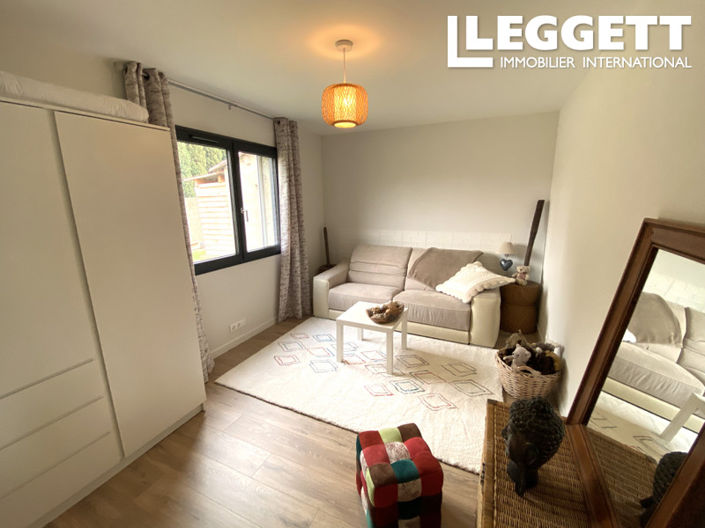 Image No.10-4 Bed House for sale