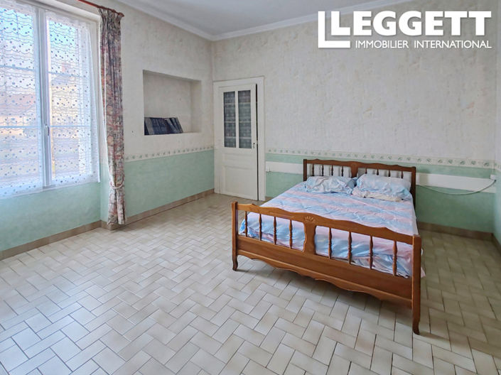 Image No.5-5 Bed House for sale