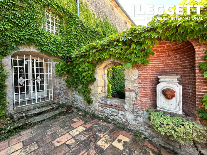 Image No.7-24 Bed Chateaux for sale