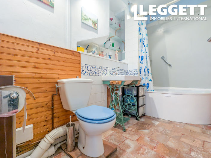 Image No.6-4 Bed House for sale