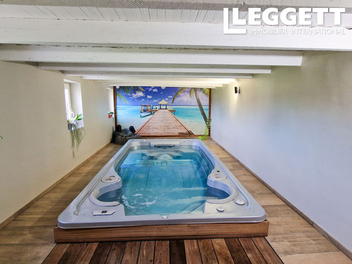 Image No.8-3 Bed House for sale