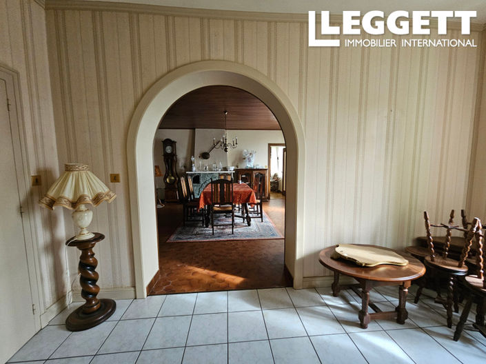 Image No.7-2 Bed House for sale