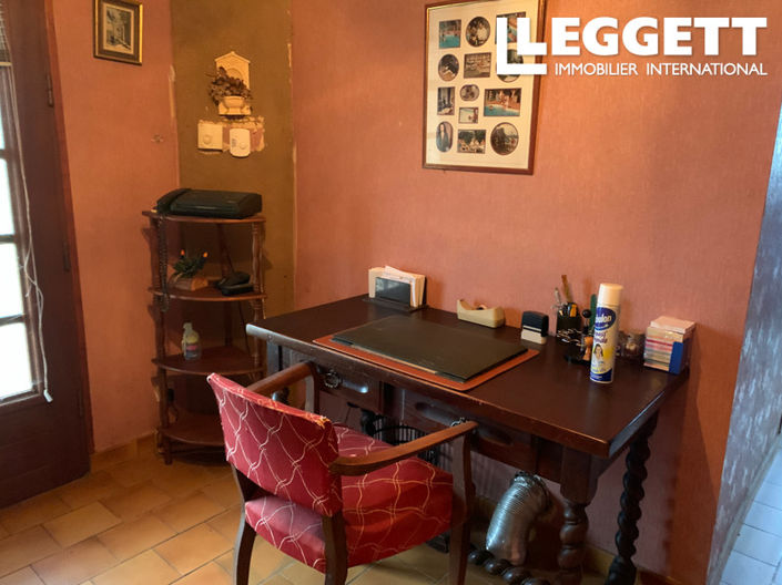 Image No.8-3 Bed House for sale