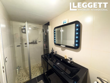 ahr0chm6ly9jzg4uagvzdglhlmltbw8vaw1hz2uvvevom