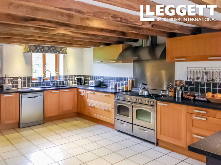 Image No.3-12 Bed House for sale