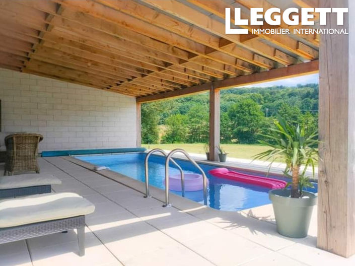 Image No.7-12 Bed House for sale