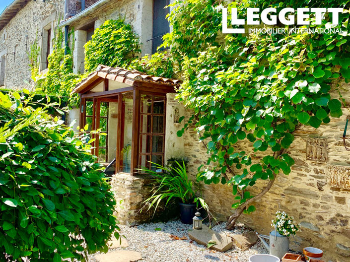 Image No.10-12 Bed House for sale