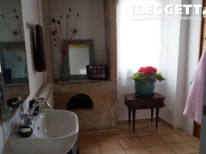 Image No.9-3 Bed House for sale