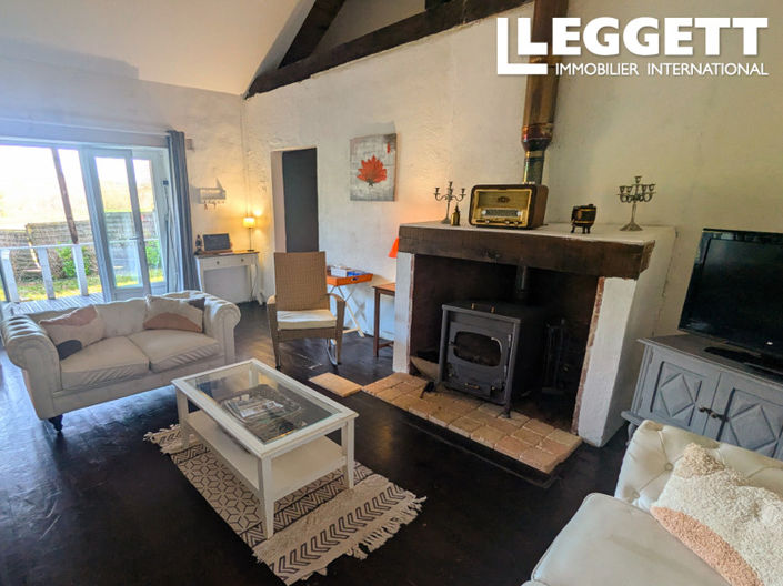 Image No.2-4 Bed House for sale