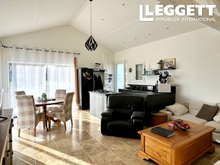 Image No.7-1 Bed House for sale