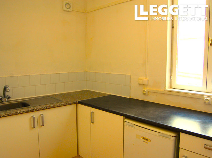 Image No.8-2 Bed House for sale