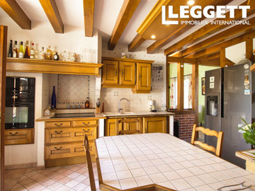 ahr0chm6ly9jzg4uagvzdglhlmltbw8vaw1hz2uvvevom